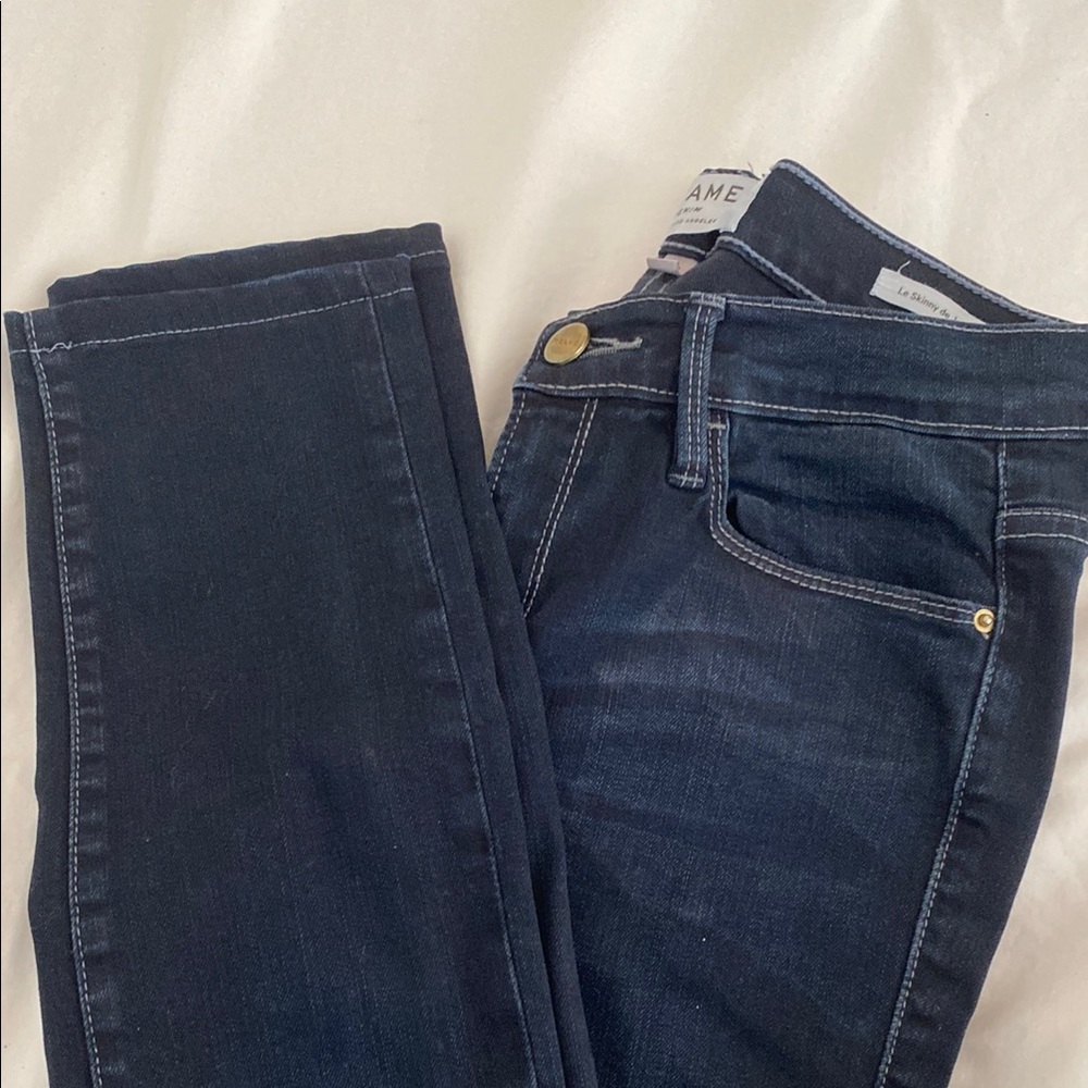 FRAME Dark Blue Le Skinny de Jeanne Women's Jeans. Length is 27”